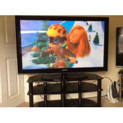 Samsung HD ready 50 inch 1080p tv and stand