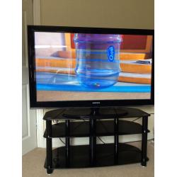 Samsung HD ready 50 inch 1080p tv and stand