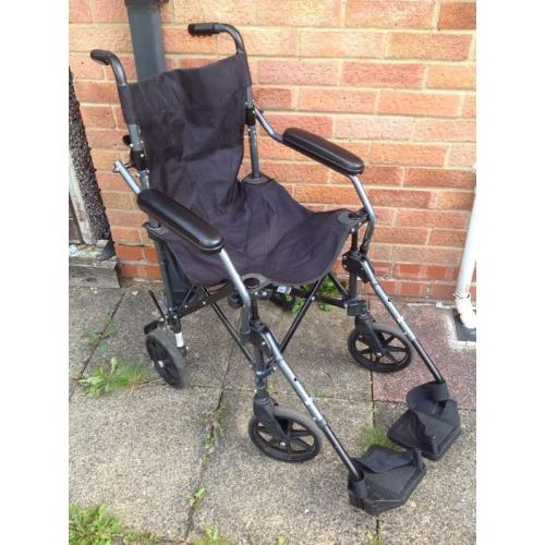 Drive medical wheelchair with foot supports