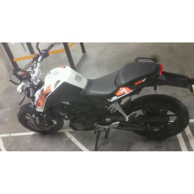 Ktm duke 125
