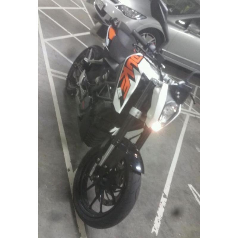 Ktm duke 125