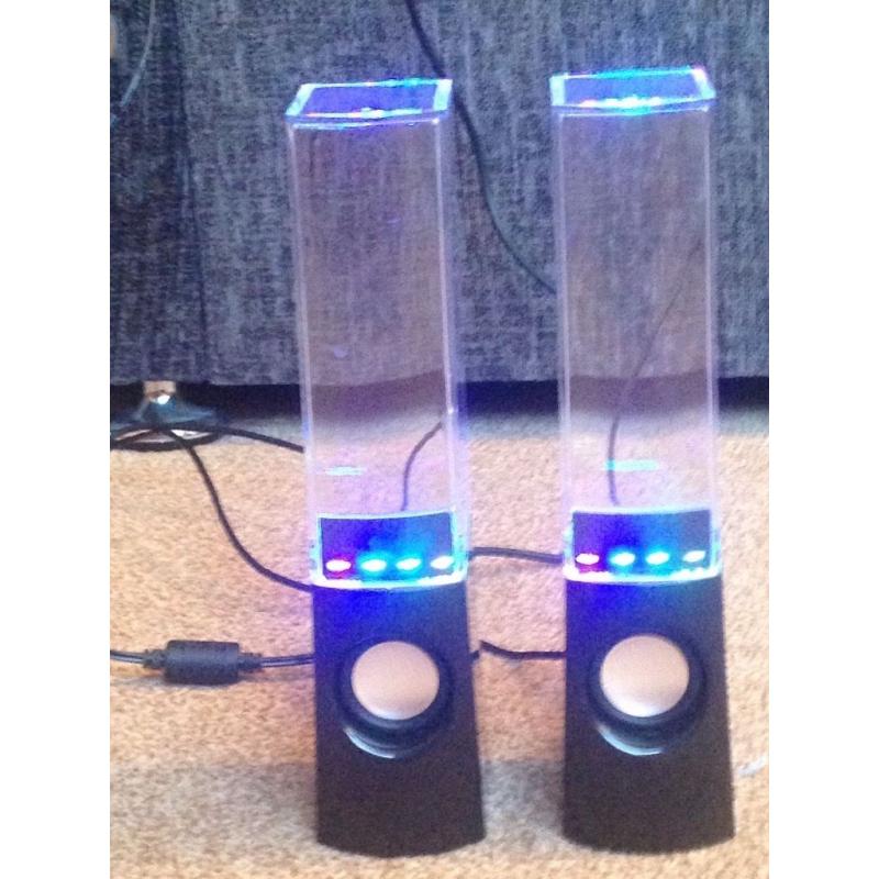 Water speakers good condition