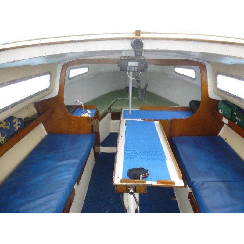 Seal 22 sailing boat ready to sail