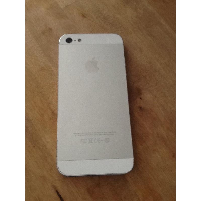 Apple iphone white 16gb great condition