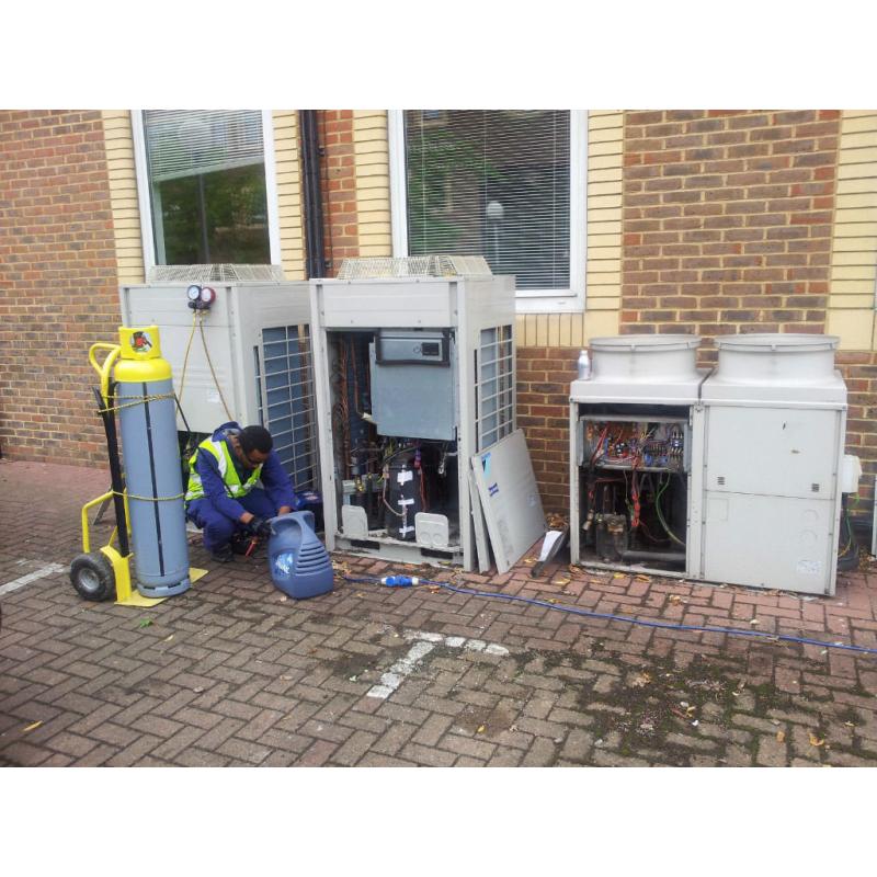 DAIKIN DUCTED VRV SUPPER INVERTER AIR CONDITIONING 2006 R410A 25kw RZQ250B8W1B