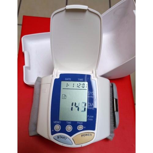 Blood pressure monitor