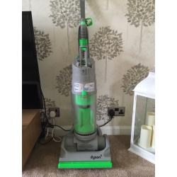 Dyson DC04