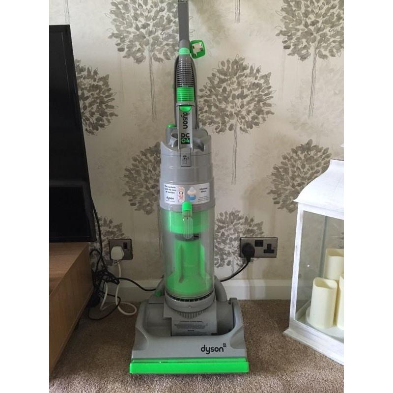Dyson DC04