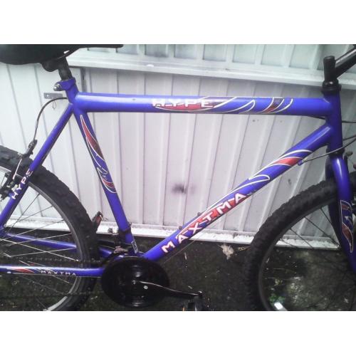 MAXIMA MENS MOUNTAIN BIKE,21 INCH FRAME,26 INCH WHEELS,18 GEARS,GOOD TYRES.