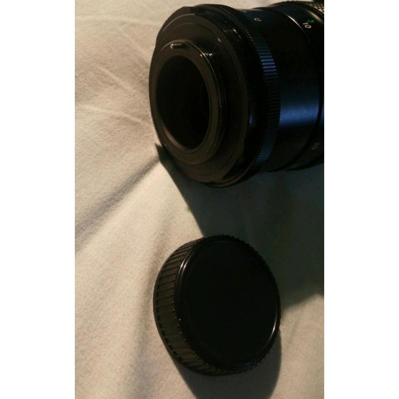 Vivitar 200 mm 1:3.5 lens Auto Telephoto