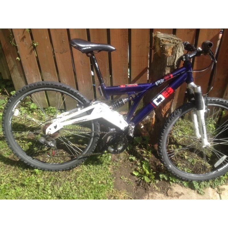 Diamondback fs 10 mountain bike for sale