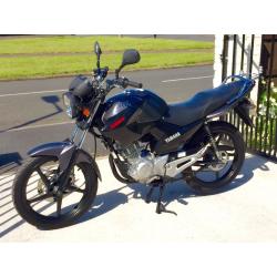 2012 Yamaha YBR125 in mint condition (NO MARKS SCUFFS OR SCRATCHES) I can deliver please ask price