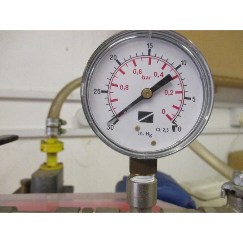 VACUUM DEGASSING PUMP AND CHAMBER UNIT