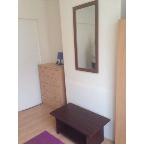 Furnished single room for rent