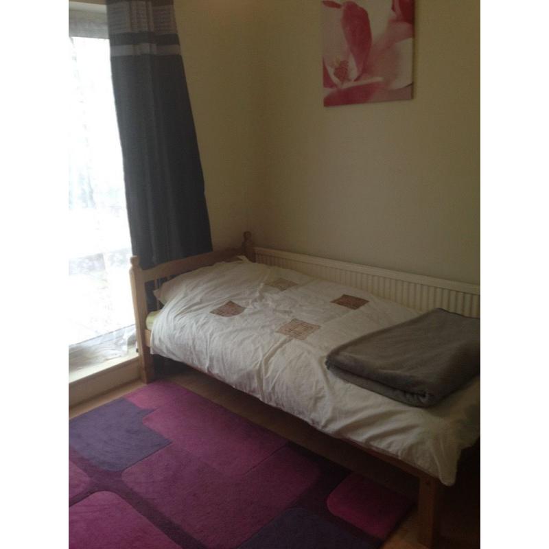 Furnished single room for rent