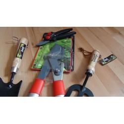 New & Unused Gardening Tools.