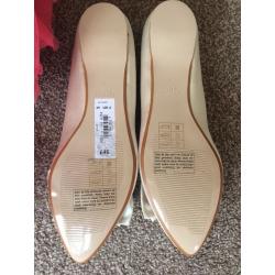 Faith Ivory Size 6 wedding shoes. Brand new in box with labels.