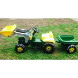 Child's ride on tractor and trailer