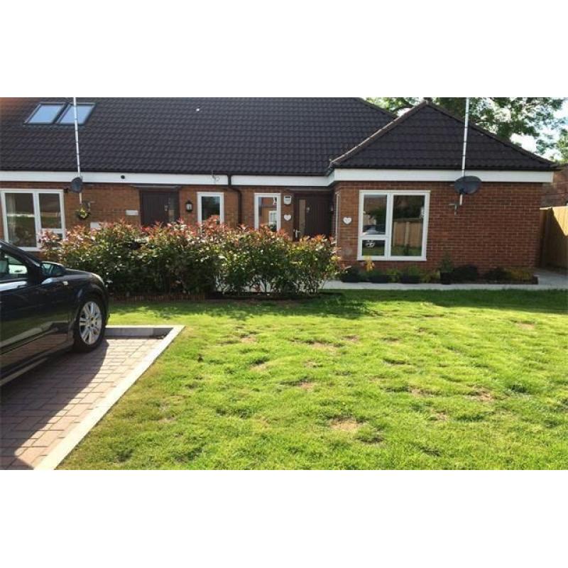 2 Bedroom Chalet Style Bungalow, Tewin. Wanting Gravesend.