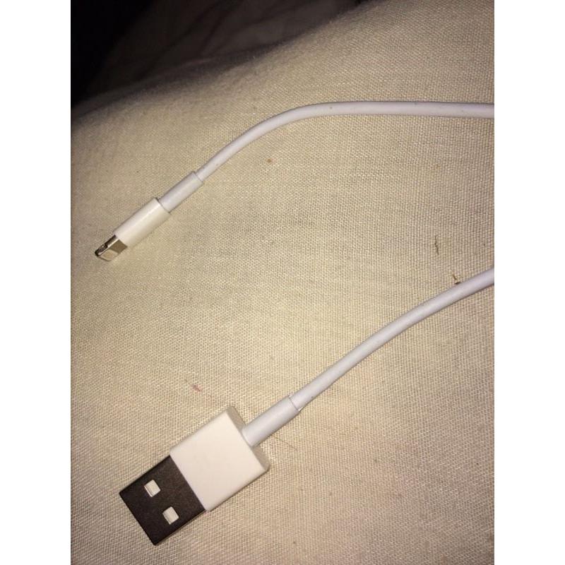 iPhone 5 usb cable