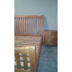 Solid wood bedroom furniture for sale – Double Bed, Chest of Drawers and 2 bedsite chest of drawers