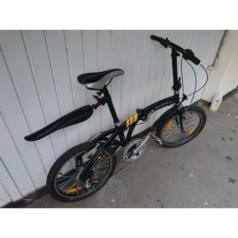 Folding Bike from Bicycles4u with a helmet and a bike pump (Very good condition, rarely used)