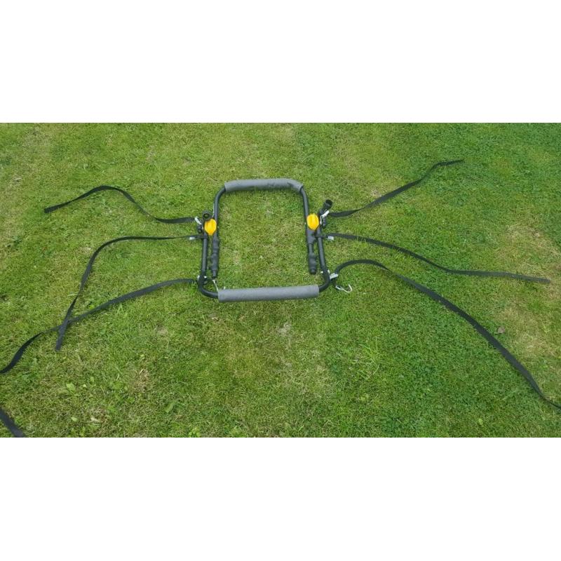 Cycle carrier for a car