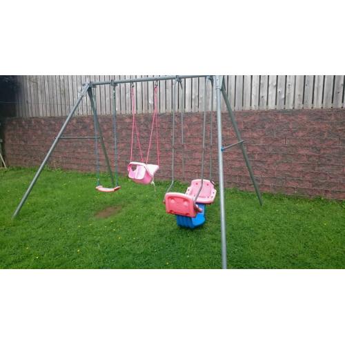 TP triple swing set