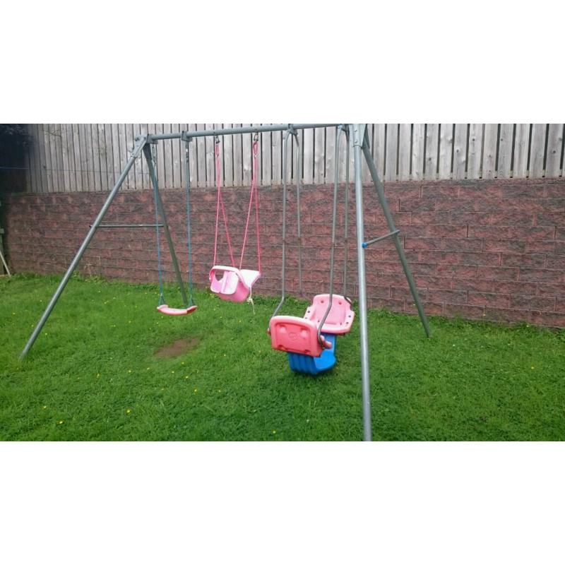 TP triple swing set