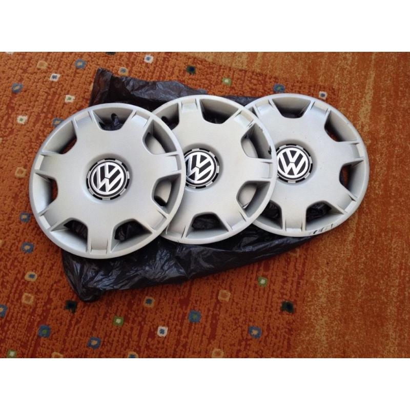 Three wheel trims fits vw polo fox golf 14 in ok condition.