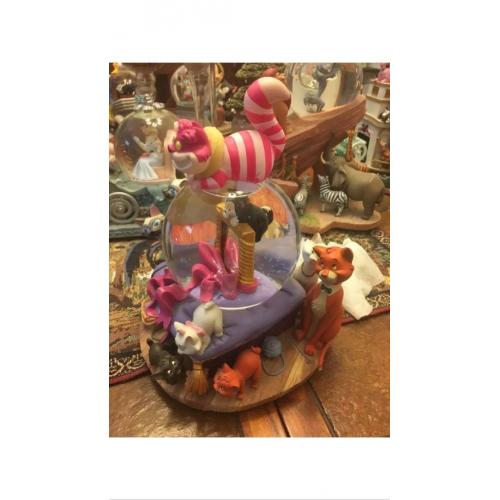 Large Disney cats snowglobe musical rare figaro si Cheshire Cat Disney
