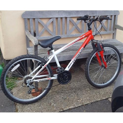 Boys suspension bike