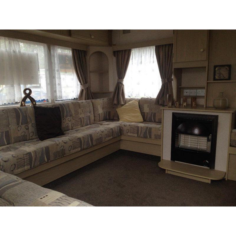 PRE-OWNED IMMACULATE 2 BEDROOM CARAVAN - HOLIDAY HOME FOR SALE