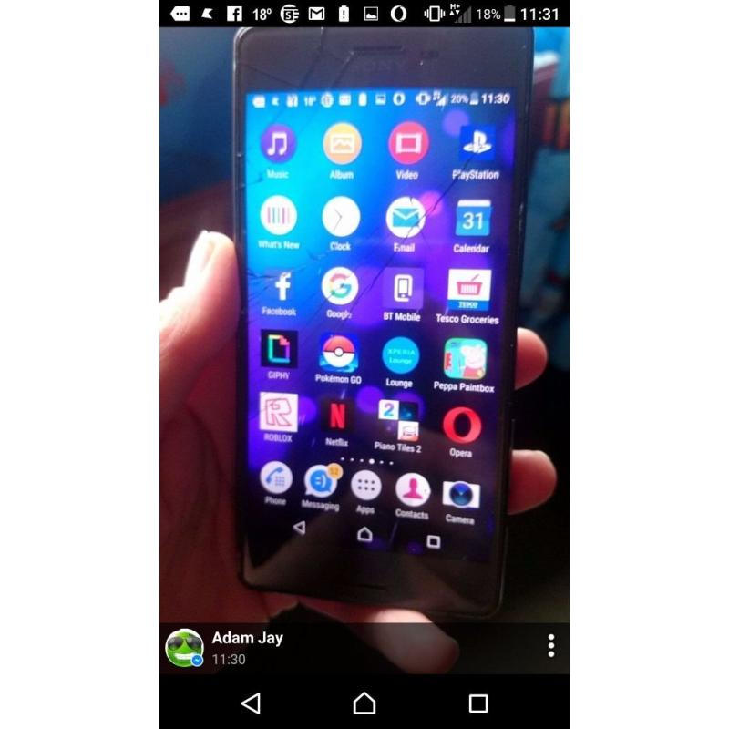 Cracked screen eperia x phone