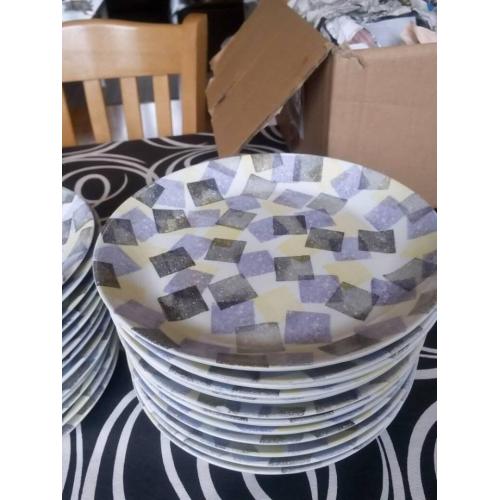 12 PLATES AND 13 DESSERT DISHES