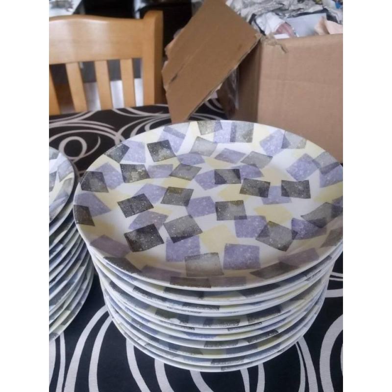 12 PLATES AND 13 DESSERT DISHES