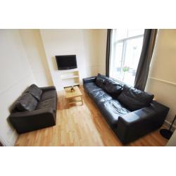 10 Double Rooms are in 10 Bedroom House, Available Now, Bills Included, Slade Lane