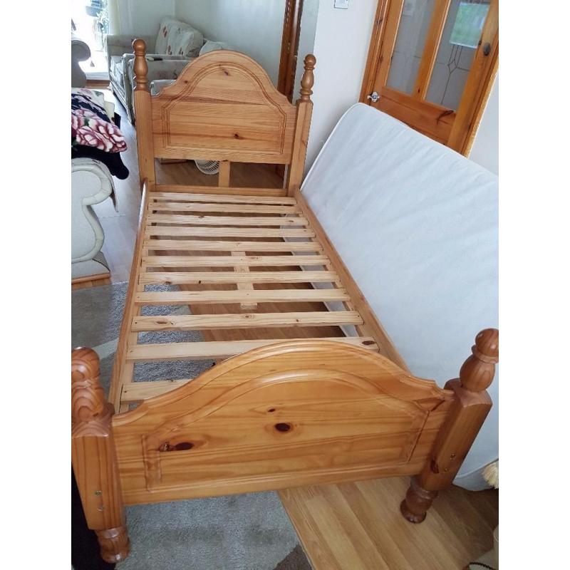 Single wooden bed with Valetine memory foam mattress