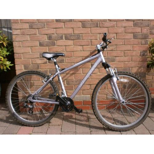 APPOLO COMFORT BIKE 16" 41CM FRAME .