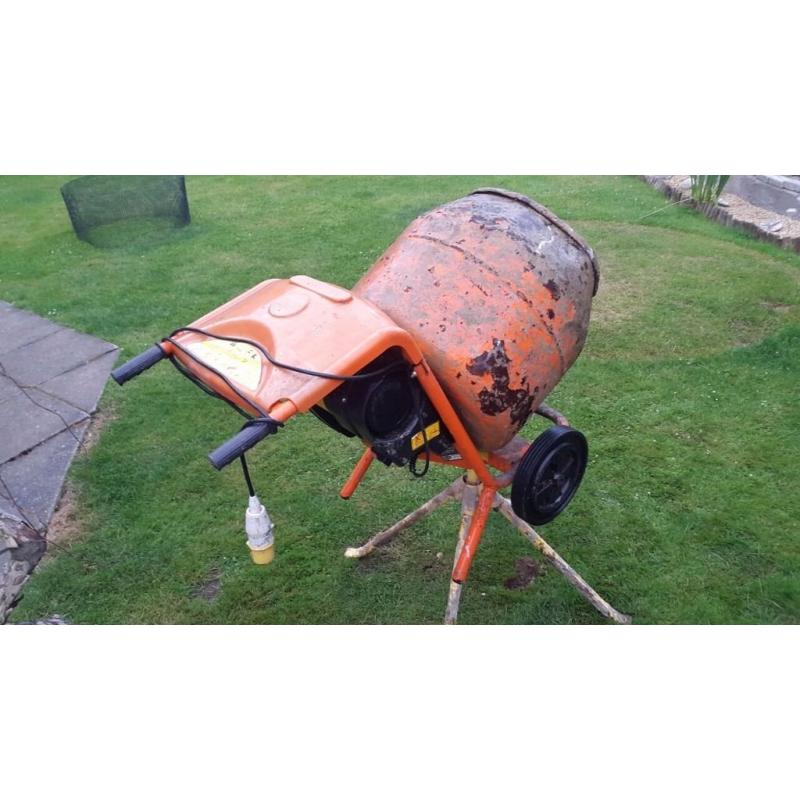 CEMENT MIXERS BELLA 150. -110 V