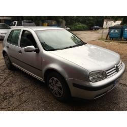 Volkswagen Golf S 1598cc Petrol 5 speed manual 5 door hatchback 52 Plate 06/01/2003 Silver