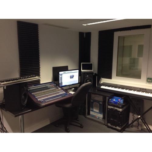 Experienced Multi-Genre Recording Studio Engineer [Located South London]