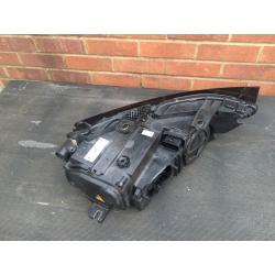 Audi Q3 2015 genuine front left headlight in perfect condition