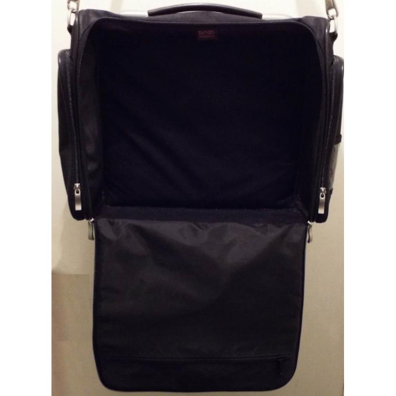 Nexus Laptop Bag