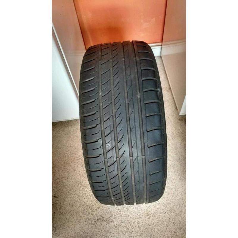 Tyre.205/50/16. Usable