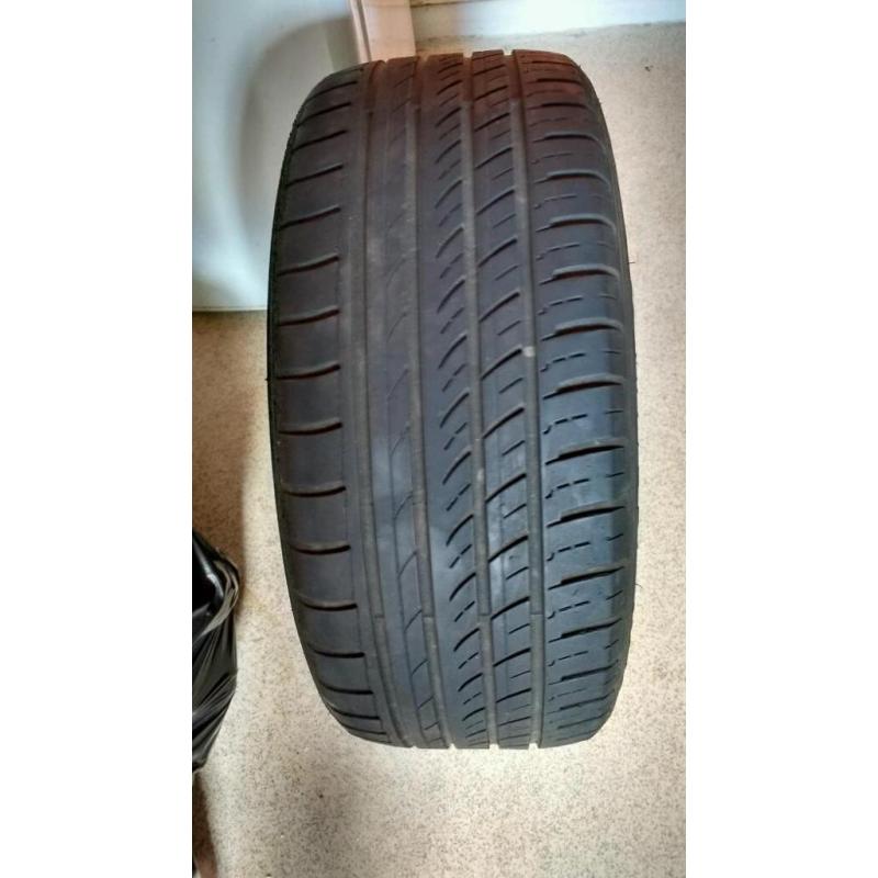 Tyre.205/50/16. Usable