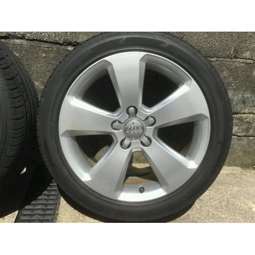 4 x17.5 inch original Alloy wheels