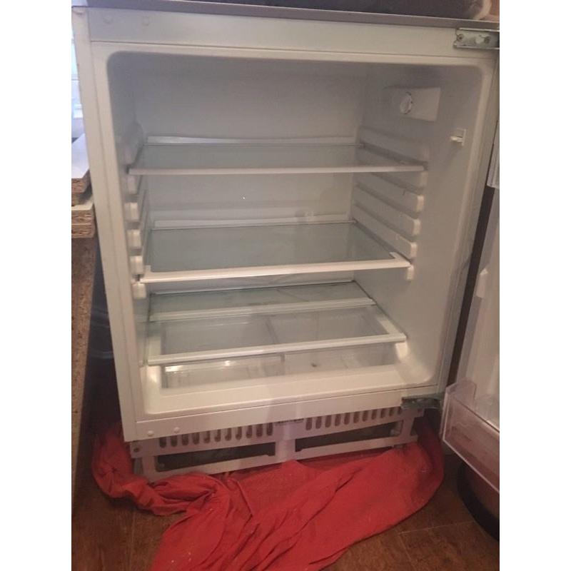 Integrated fridge