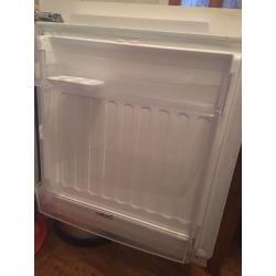 Integrated fridge