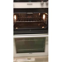 STOVES 900 DCa DUAL GAS AND ELECTRIC OVEN LIKE NEW CAN DELIVER